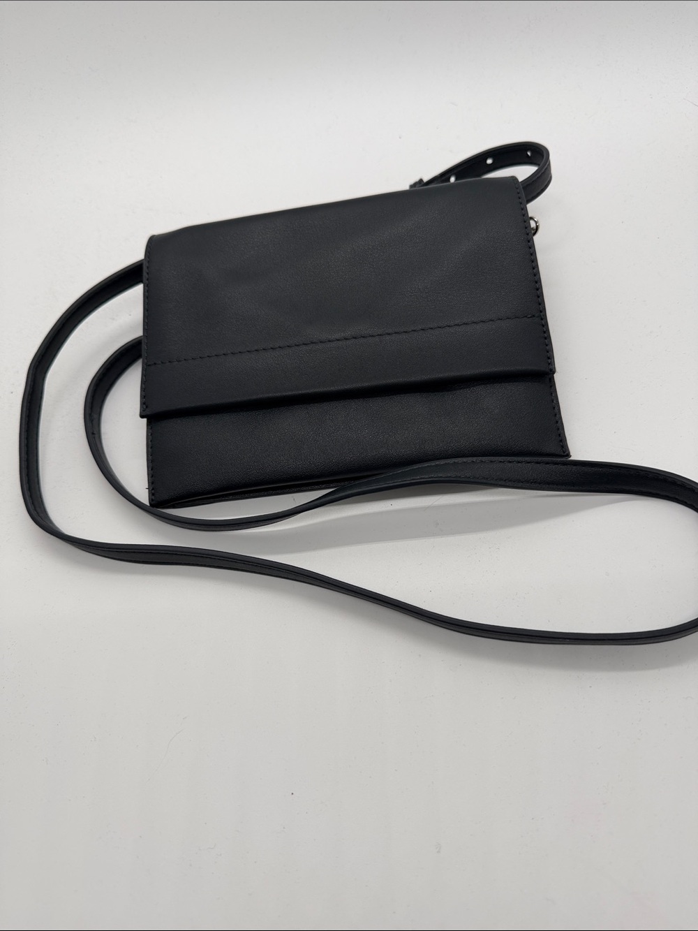 Giani Bernini Black Minimal Leather Crossbody NWT